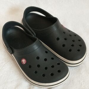Crocs, Black And White, Men's Size 6, Women's Size‎ 8